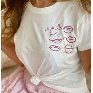 Lucy Paris - "i'm with her" Tee